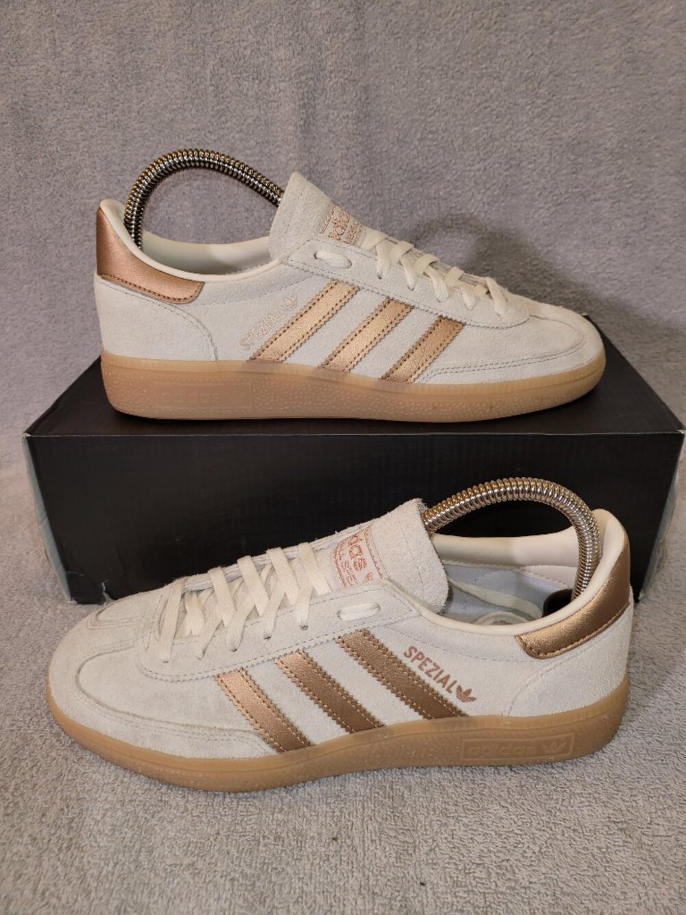 Adidas Spezial Womens Size 7 Cream White Clear Brown Gum Sneakers JP9236 (#2574)